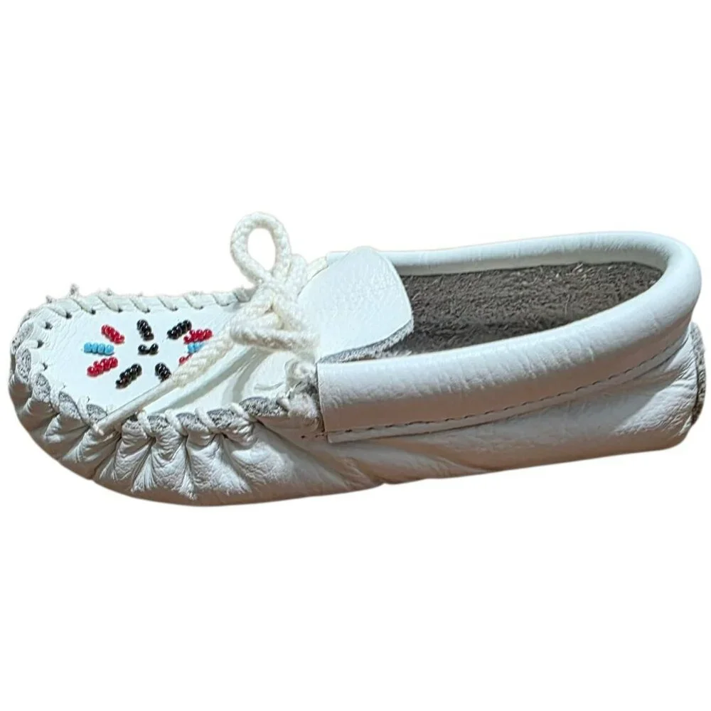 VTG Minnetonka White Leather Moccasins Small Kids 9 Shoes Indian Costume Moc USA